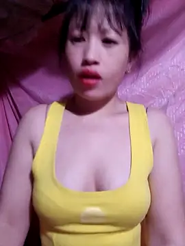 Snapshot of VanGau031694 chatting on 31, 10, 2025 VanGau031694 online show from 31, 10, 2025