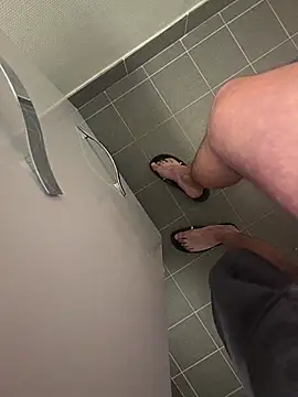 Snapshot of NuclearValue40 chatting on 8, 2, 2026 NuclearValue40 online show from 8, 2, 2026