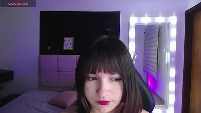  Charlotte Collins  online show from 16, 10, 2025