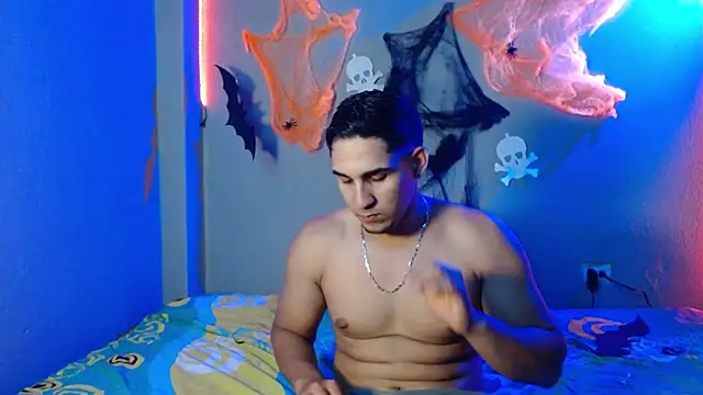 Snapshot of massimo_vidal_ chatting on 25, 10, 2025 massimo vidal  online show from 25, 10, 2025