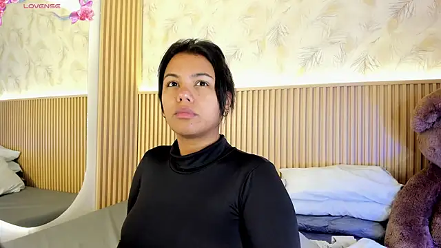 Snapshot of Liss-Reyes chatting on 13, 6, 2026 Liss-Reyes online show from 13, 6, 2026