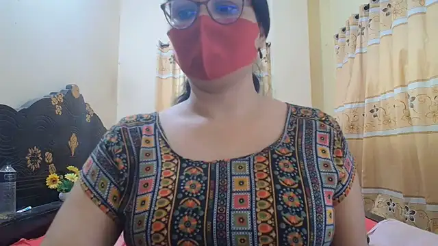 Snapshot of Elena_cruz5 chatting on 18, 6, 2026 Elena cruz5 online show from 18, 6, 2026