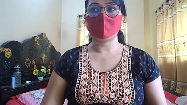 Snapshot of Elena_cruz5 chatting on 21, 6, 2026 Elena cruz5 online show from 21, 6, 2026