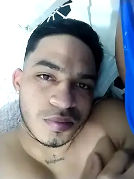 Snapshot of KimAguilera chatting on 28, 9, 2025 KimAguilera online show from 28, 9, 2025