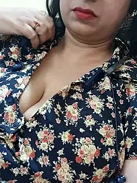 Janvi -Love online show from 13, 9, 2025