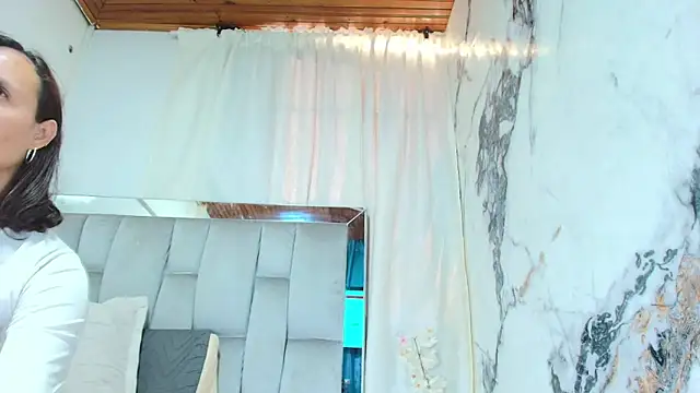 Snapshot of maraa_X chatting on 27, 4, 2026 maraa X online show from 27, 4, 2026