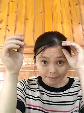 omiu-baby online show from 31, 10, 2025