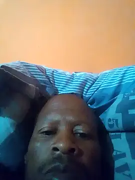 Snapshot of Tearain84 chatting on 3, 6, 2026 Tearain84 online show from 3, 6, 2026