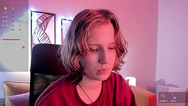 Hailey Foxy online show from 27, 10, 2025