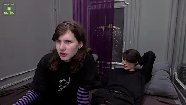 Snapshot of ViviaraNGendy chatting on 22, 9, 2025 ViviaraNGendy online show from 22, 9, 2025