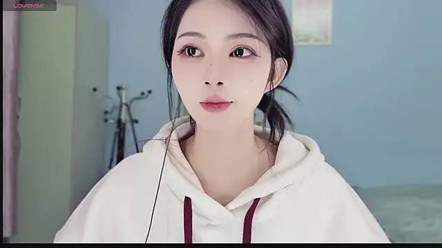 Sue101010 online show from 25, 11, 2025