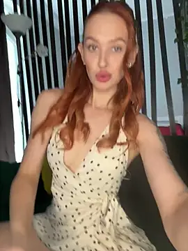 Snapshot of LittleFox___ chatting on 12, 5, 2026 LittleFox online show from 12, 5, 2026
