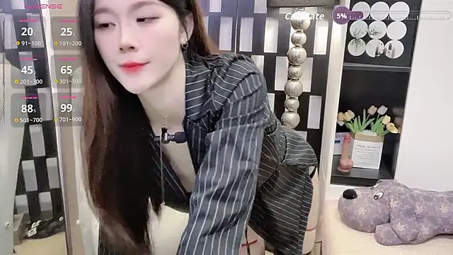 Yueyue-MM online show from 12, 1, 2026