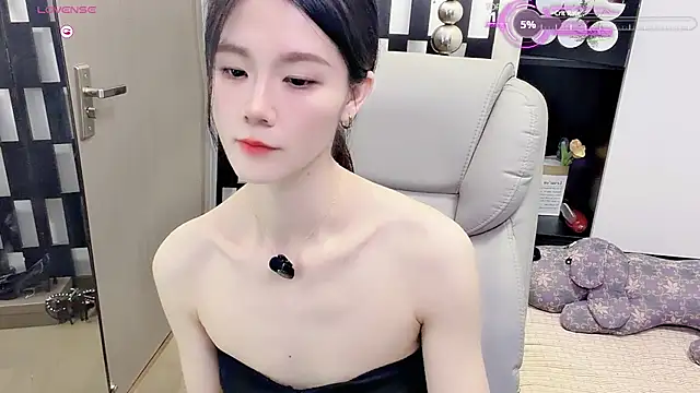 Yueyue-MM online show from 28, 6, 2026