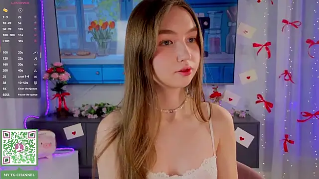 ElfredaTupy online show from 13, 2, 2026