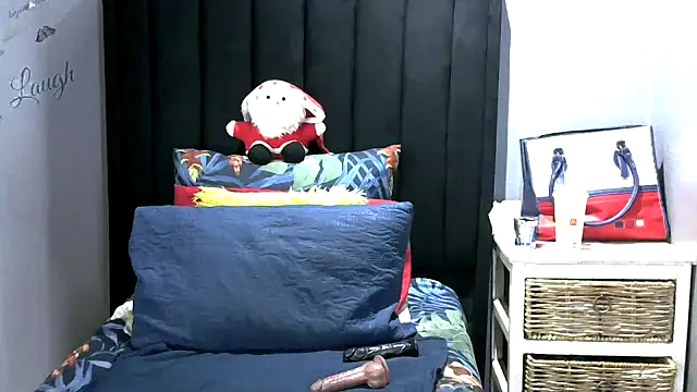 Snapshot of DARKQUEEN_xXx chatting on 14, 12, 2025 DARKQUEEN xXx online show from 14, 12, 2025