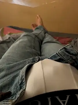 Normalludo0202 online show from 11, 11, 2025