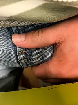 Normalludo0202 online show from 23, 4, 2026