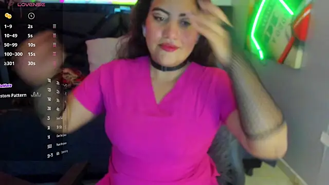 Snapshot of Sara_Bdsm_ chatting on 15, 4, 2026 Sara Bdsm online show from 15, 4, 2026