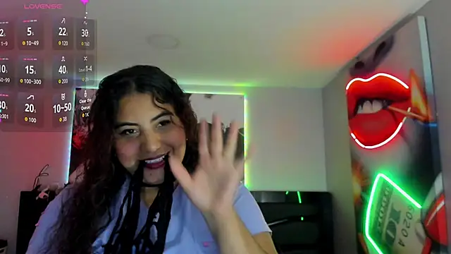 Snapshot of Sara_Bdsm_ chatting on 16, 5, 2026 Sara Bdsm online show from 16, 5, 2026