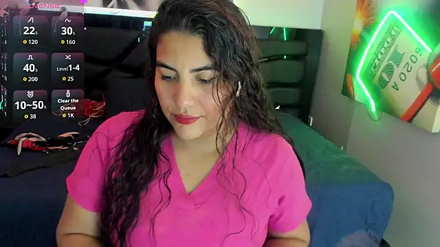 Snapshot of Sara_Bdsm_ chatting on 23, 5, 2026 Sara Bdsm online show from 23, 5, 2026