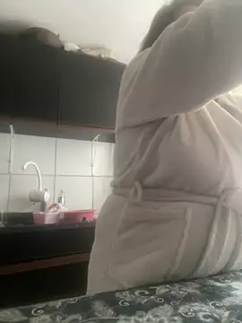 Snapshot of bruna438 chatting on 5, 7, 2026 bruna438 online show from 5, 7, 2026