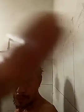 Lavz1995 online show from 6, 3, 2026