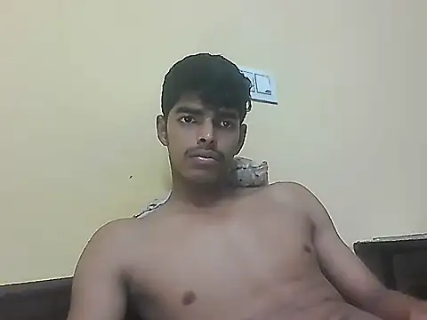 Snapshot of monster_33 chatting on 5, 5, 2026 monster 33 online show from 5, 5, 2026