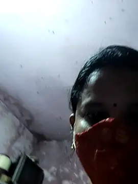 Snapshot of Cute-Priya2 chatting on 9, 10, 2025 Cute-Priya2 online show from 9, 10, 2025