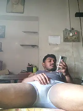 Snapshot of Your-Fav-Buddy chatting on 25, 10, 2025 Your-Fav-Buddy online show from 25, 10, 2025