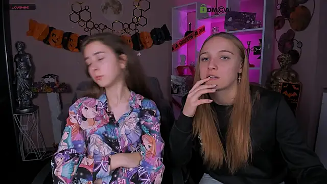 Snapshot of keylas_moan chatting on 21, 10, 2025 keylas moan online show from 21, 10, 2025