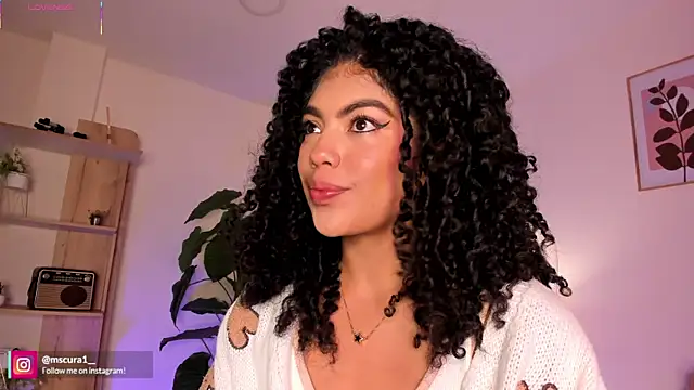 Snapshot of miss_curazao chatting on 1, 7, 2026 miss curazao online show from 1, 7, 2026