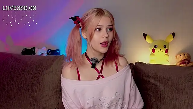 RavenKitten  online show from 5, 6, 2026
