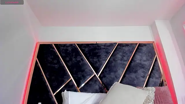 SusanaHenao online show from 8, 1, 2026