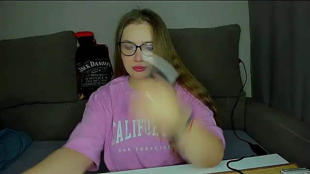 Snapshot of yourgem__ chatting on 19, 12, 2025 yourgem online show from 19, 12, 2025