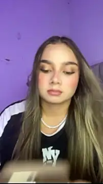 AnnyLopezzz  online show from 13, 1, 2026