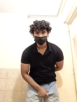 Snapshot of Goodmens5 chatting on 21, 9, 2025 Goodmens5 online show from 21, 9, 2025