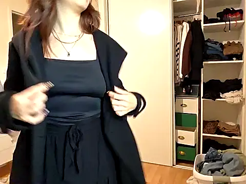 CornetDeGlace online show from 23, 9, 2025