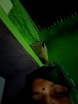 Snapshot of Payal950 chatting on 24, 10, 2025 Payal950 online show from 24, 10, 2025