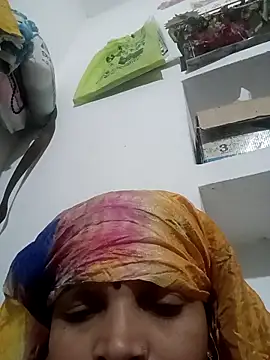 Snapshot of Payal950 chatting on 17, 12, 2025 Payal950 online show from 17, 12, 2025