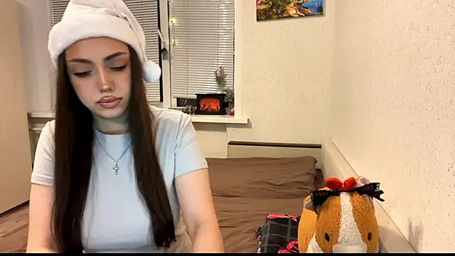 Leaf Unto online show from 20, 11, 2025