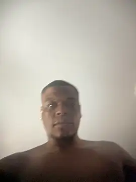 Snapshot of thickyellahippie chatting on 28, 5, 2026 thickyellahippie online show from 28, 5, 2026