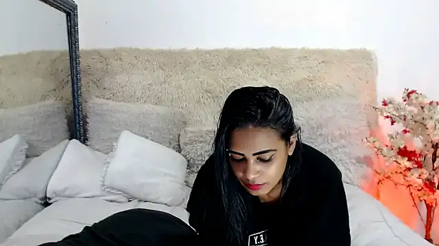 indianchic89 online show from 27, 2, 2025