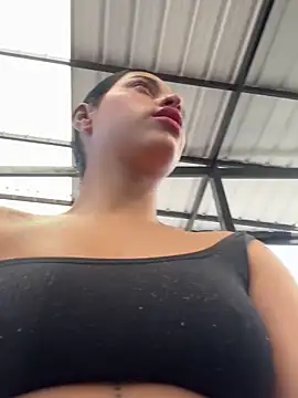 Snapshot of AlannaEvons chatting on 9, 10, 2025 AlannaEvons online show from 9, 10, 2025