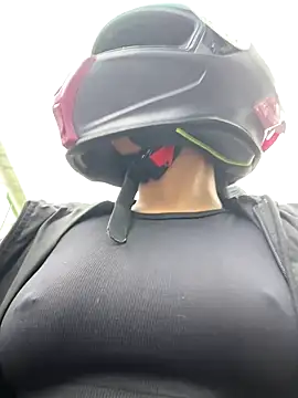 Snapshot of AlannaEvons chatting on 16, 10, 2025 AlannaEvons online show from 16, 10, 2025