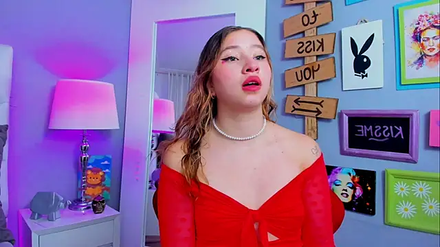 mia skys online show from 28, 11, 2025