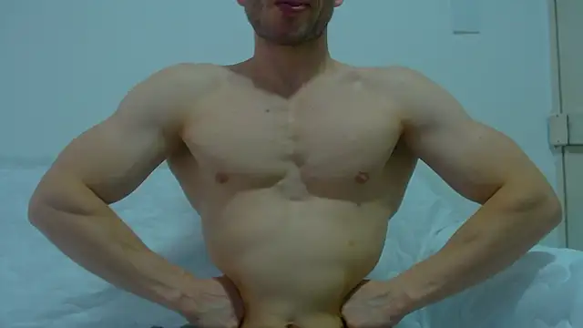 Snapshot of Rocky_Muscle chatting on 4, 5, 2026 Rocky Muscle online show from 4, 5, 2026