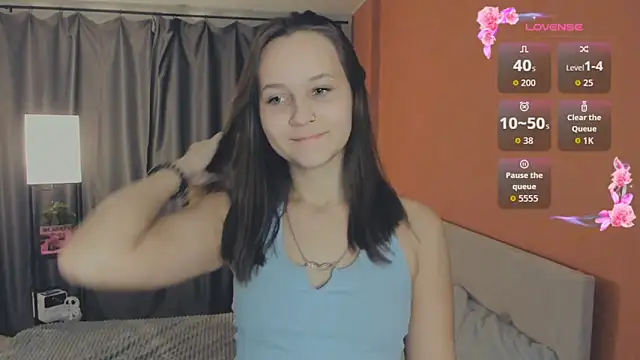 Snapshot of day_may chatting on 16, 12, 2025 day may online show from 16, 12, 2025