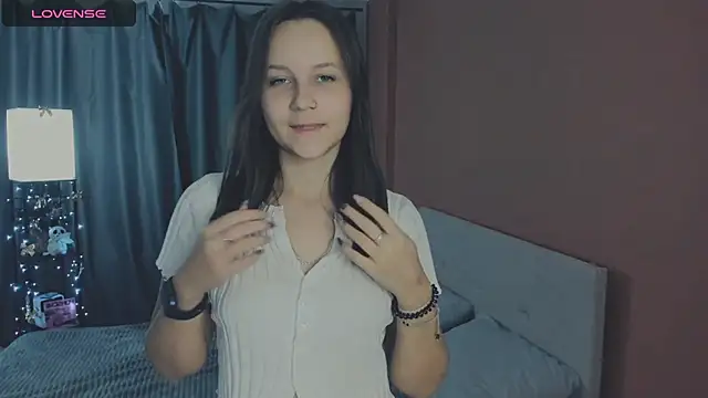 Snapshot of day_may chatting on 18, 12, 2025 day may online show from 18, 12, 2025