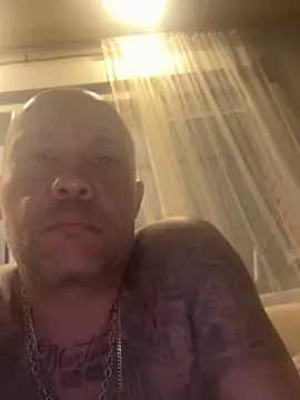 Snapshot of gitanomadrid chatting on 4, 5, 2026 gitanomadrid online show from 4, 5, 2026
